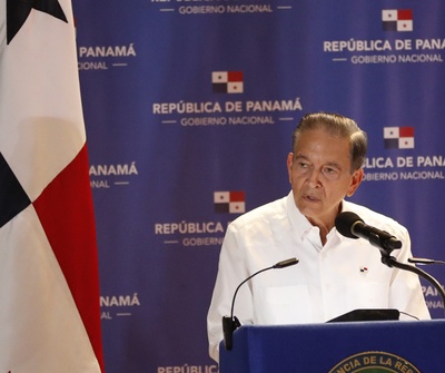 Presidente de Panamá: "todos deben correr" en los comicios, incluido el cuestionado Mulino