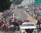 migrantes caminan sur mexico hacia oaxaca