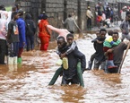 damnificados kenia reciben ayuda residentes