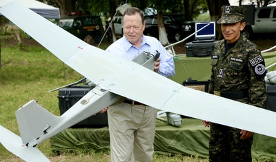 el salvador recibe drones eeuu