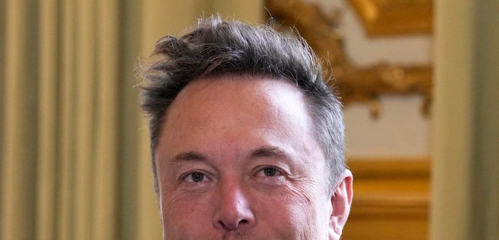 el multimillonario Eon Musk