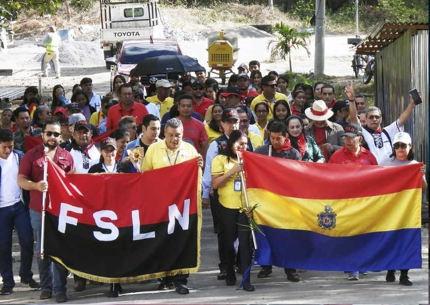 UNAN-Mangua elimina lema ¡A la Libertad por la Universidad! en Nicaragua