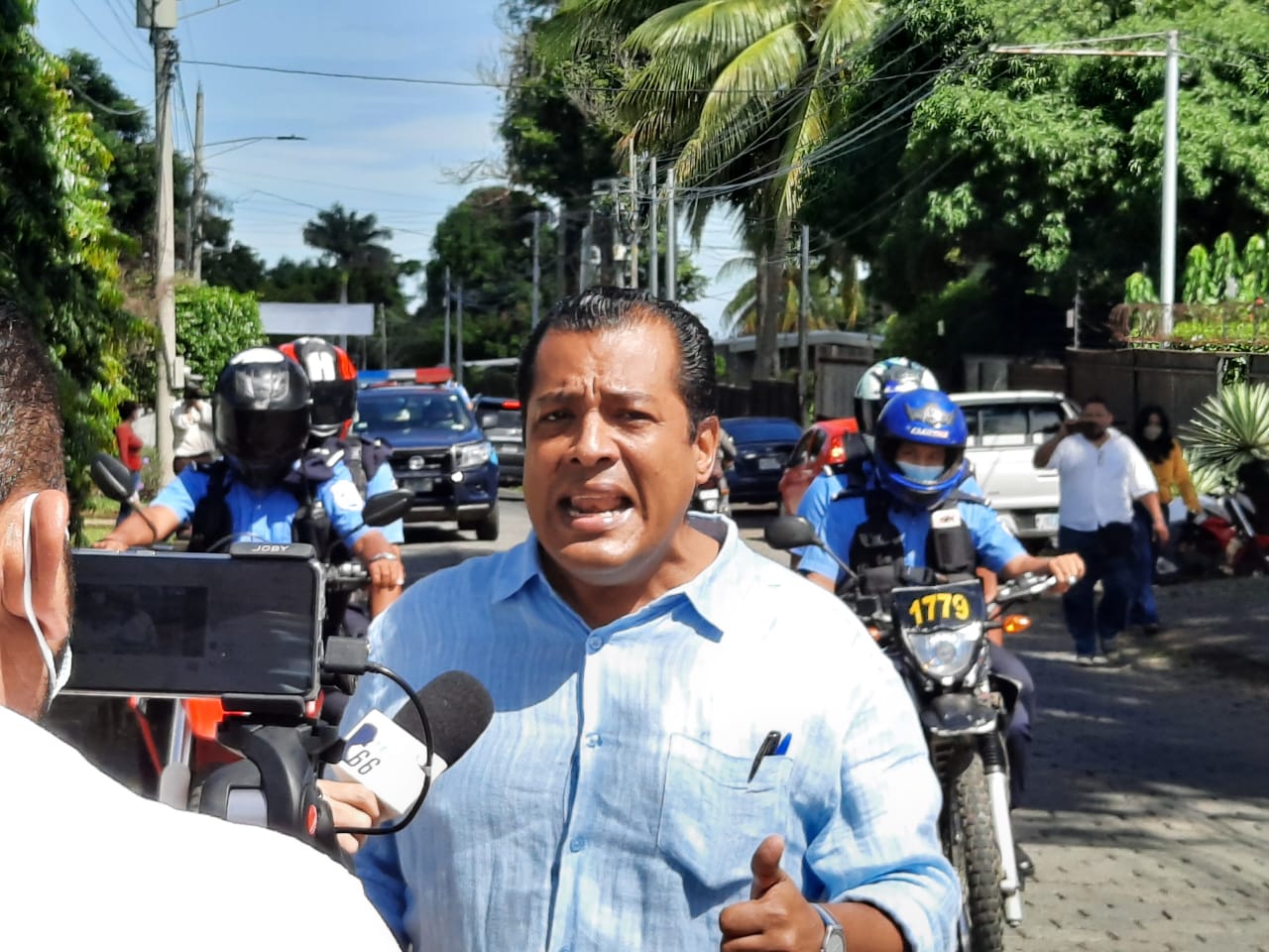 Félix Maradiaga denuncia asedio y persecución policial en Nicaragua