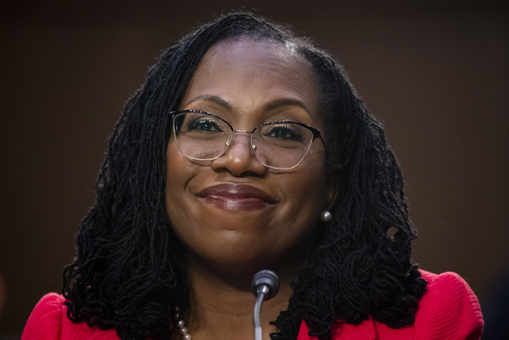 Senado De EEUU Confirma A La Primera Mujer Afroamericana Para El