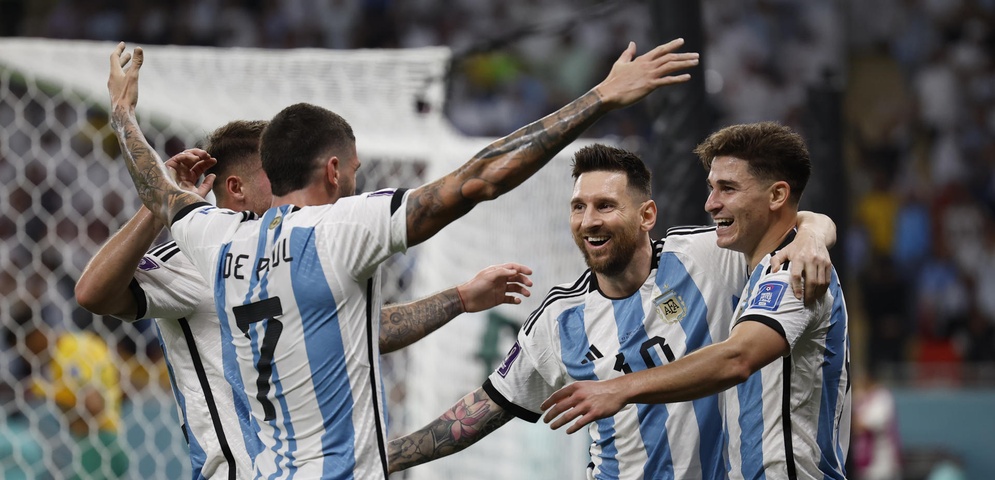 argentina gana octavo final australia mundial catar