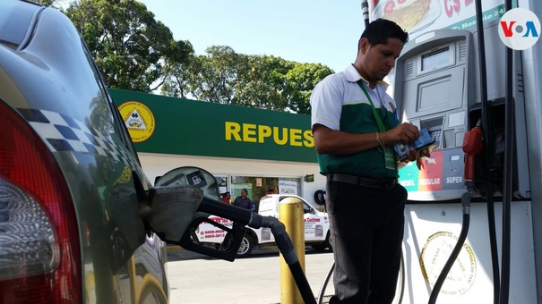 despachador de gasolina en Nicaragua