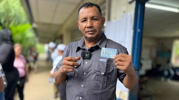 ricardo mayorga voto elecciones nicaragua