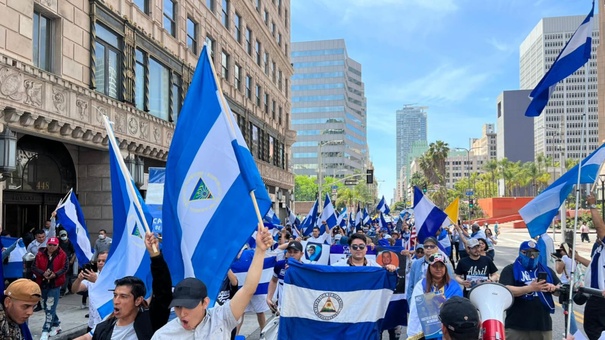 exiliados nicaraguenses marchan en eeuu