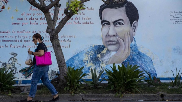 murales ruben dario nicaragua