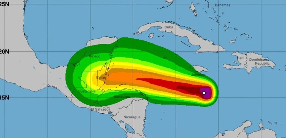 tormenta tropical lisa