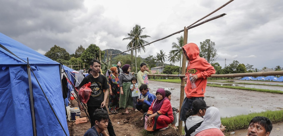 victimas mortales terremoto indonesia