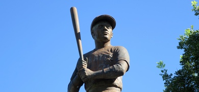 estatua roberto clemente nicaragua puerto rico