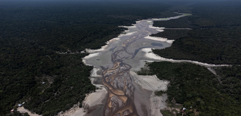 rio negro brasil seco