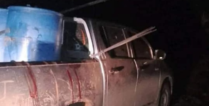 camioneta asaltada donde fallecieron dos personas