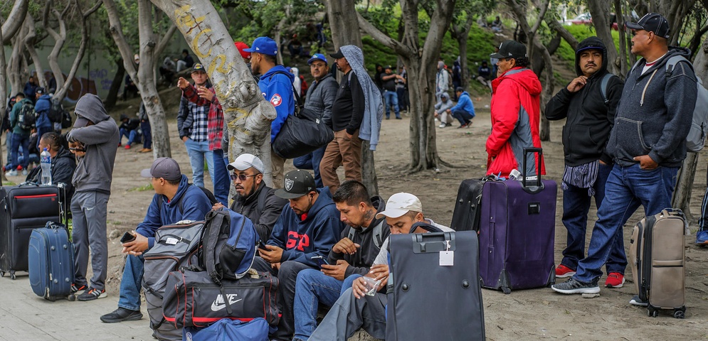 jornaleros mexicanos esperan ingresar eeuu