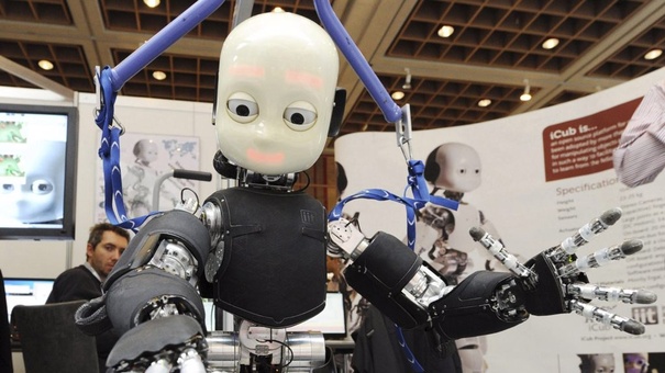 Robots con inteligencia artificial