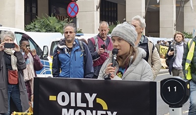 activista greta thunberg detemida protesta londres