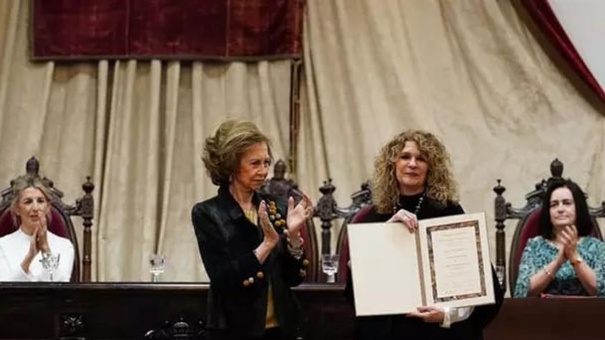 gioconda belli recibe premio poesia iberoamericana