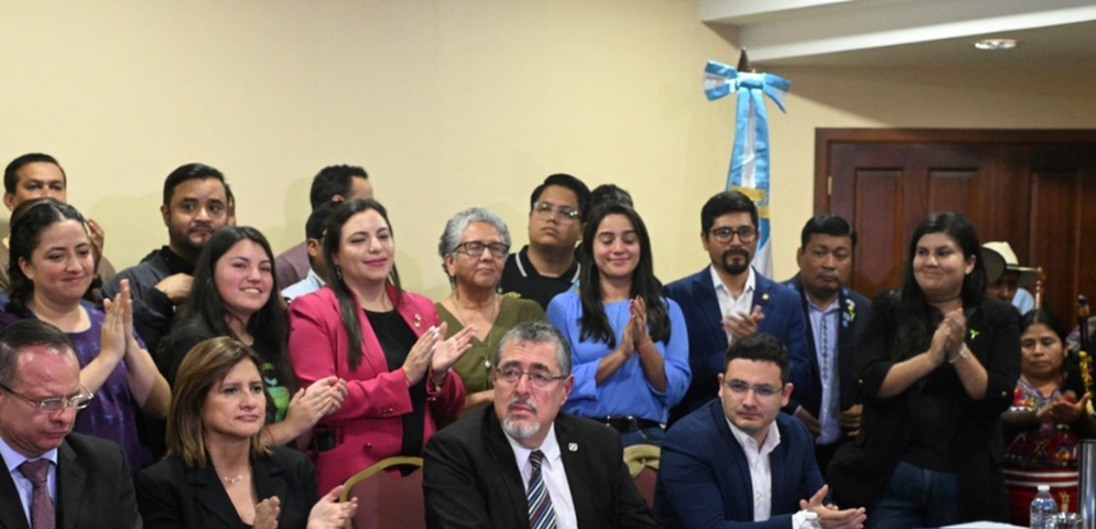 arevalo de leon presidente electo guatemala