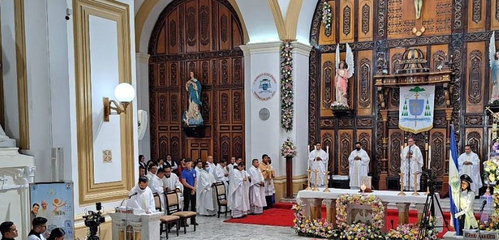 sacerdotes de la diocesis de matagalpa