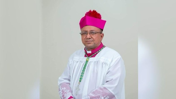 obispo Isidoro Mora