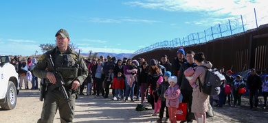 record llegada migrantes frontera sur eeuu