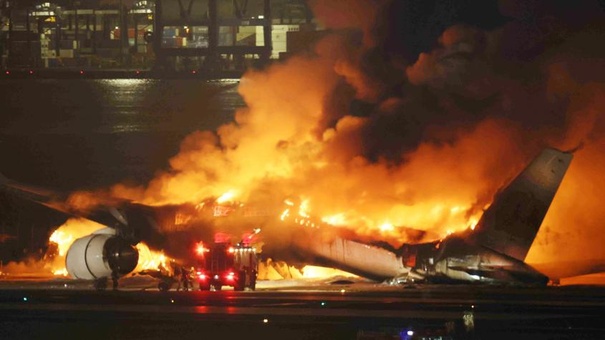 muertos choque aviones aeropuerto tokio japon