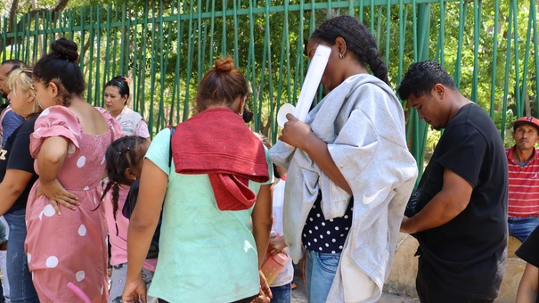 migrantes reciben atencion medica