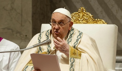 papa francisco preside misa vigilia pascual