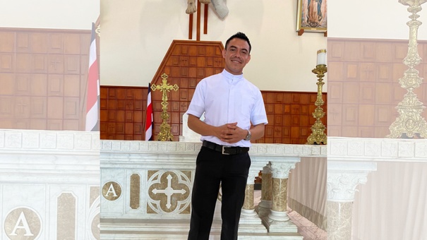 ordenan en costa rica a sacerdote perseguido nicaragua
