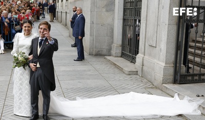 alcalde madrid celebra boda junto rey emerito