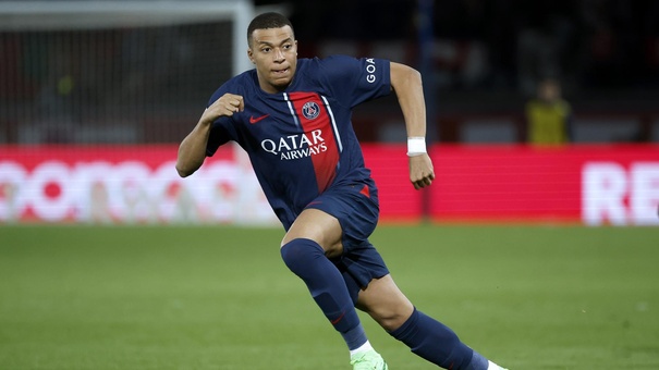 futbolista kylian mbappe