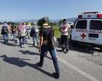 ambulancia auxiliaba migrantes accidentados