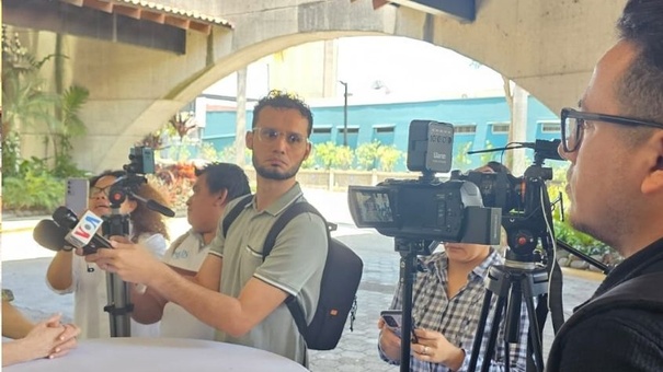 medios nicaraguenses resisten exilio