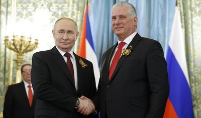 presidente rusia junto presidente cuba