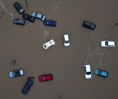 Suben a 137 los muertos por los temporales en el sur de Brasil
