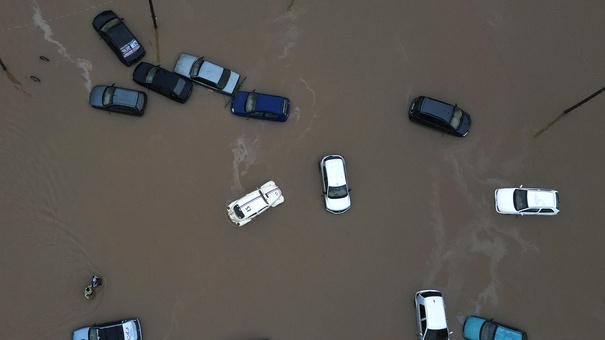 vehiculos afectados inundaciones brasil