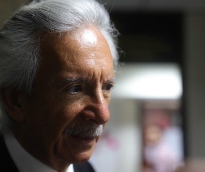 El encarcelado periodista guatemalteco José Rubén Zamora recibe el Premio Gabo 2024