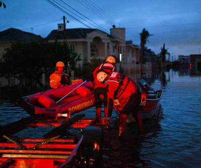 Sube a 155 el número de muertos en las inundaciones del sur de Brasil
