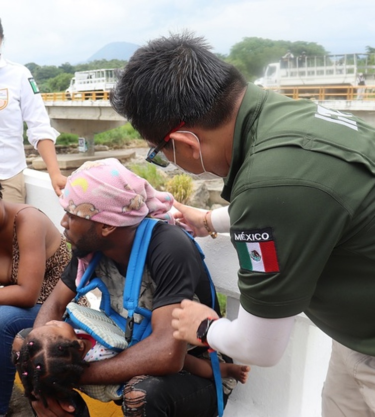 inm migrantes abandonados tractocamion embarcacion mexico