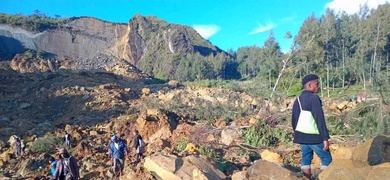victimas avalancha tierra norte de papua