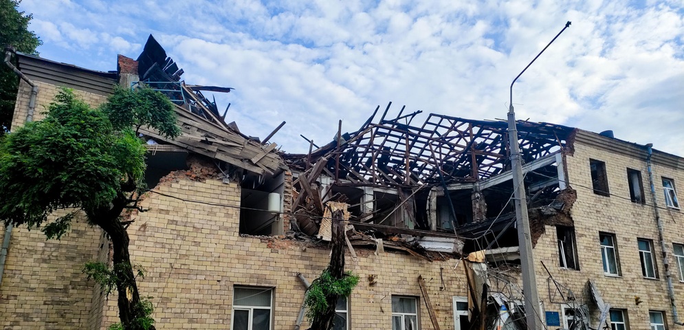 destruyen instituto ucrania jarkov