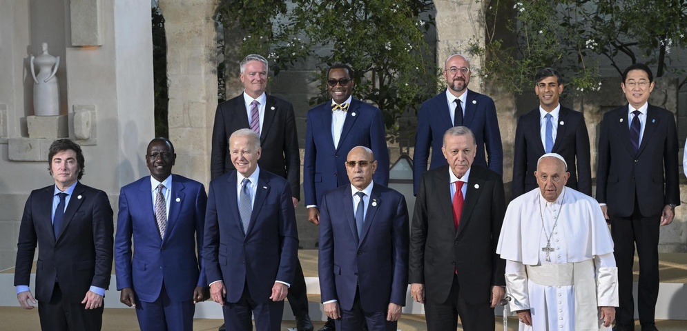 joe biden desorientado cumbre g7b