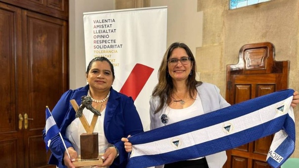 nueve abogados nicaraguenses ddhh reciben premio valors 2024 en cataluña