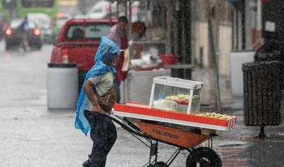 fuertes lluvias sistema baja presion mexico