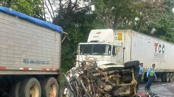 accidente de transito en carretera quezalguaque-posoltega en leon