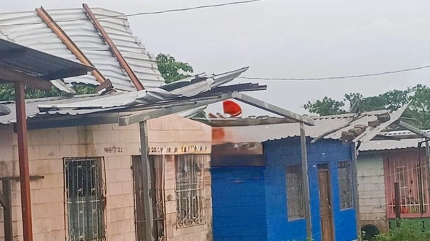 fuertes vientos desprenden techos Bluefields nicaragua