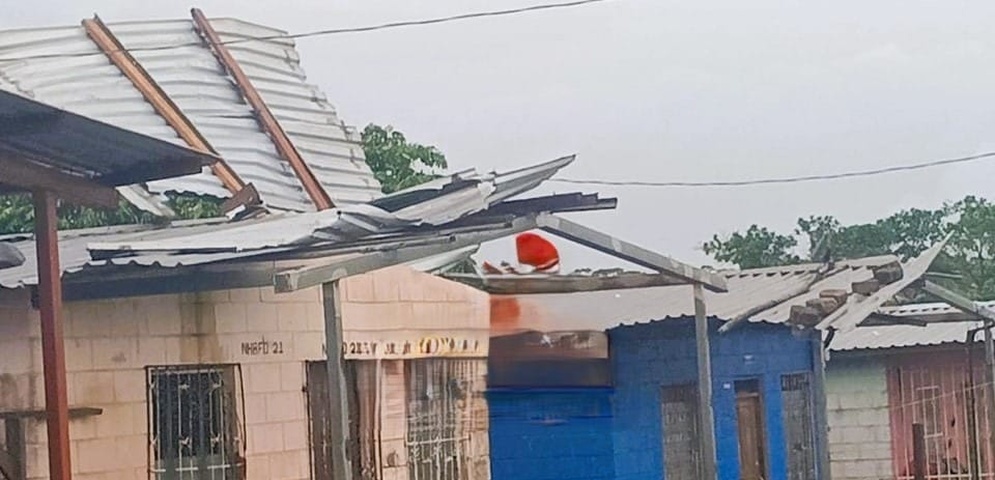 fuertes vientos desprenden techos Bluefields nicaragua