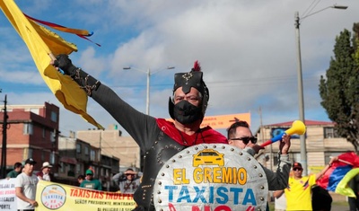 protestas taxistas bogota colombia