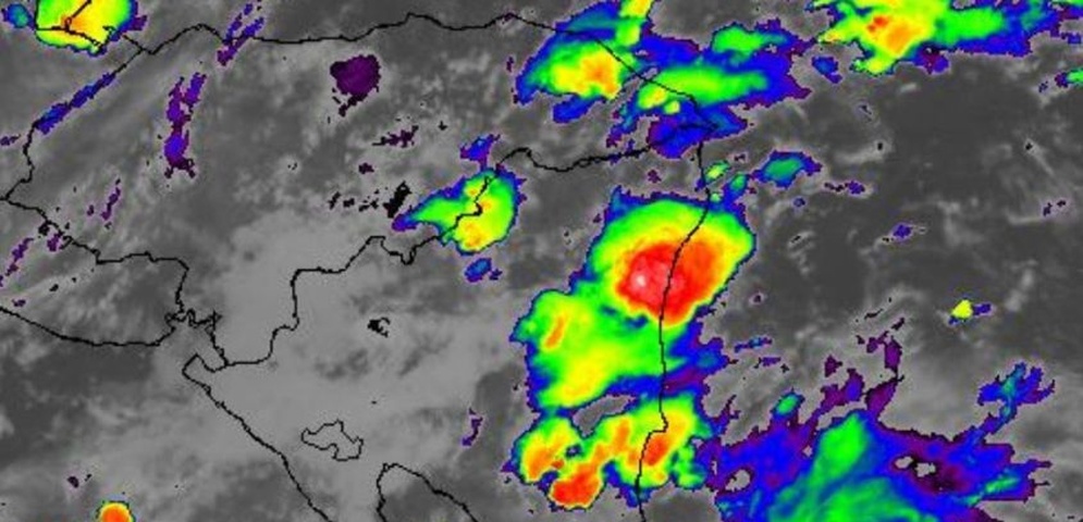 pronostican lluvias y descargas electricas siete municipios nicaragua